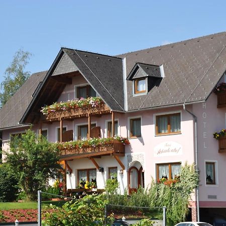 לויפרסדורף ביי פורסטנפלד Hotel Arkadenhof מראה חיצוני תמונה